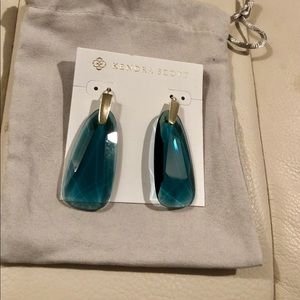 Kendra Scott Maize gold dangle earrings dark teal